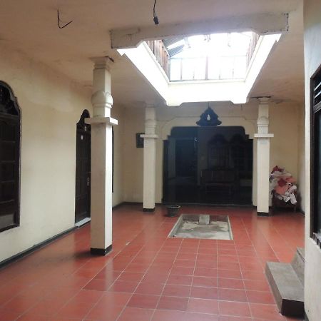 Hotel Lotus Borobudur Magelang Exterior foto